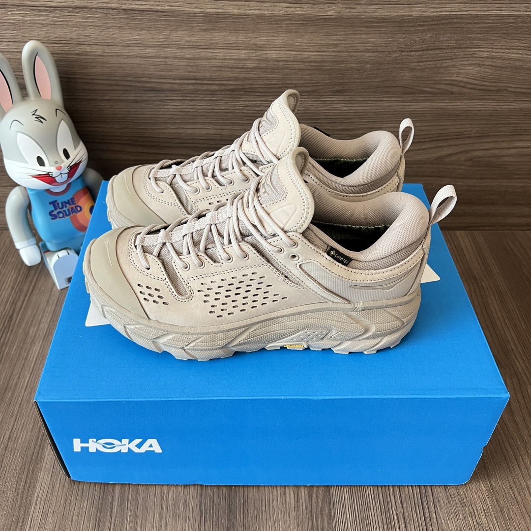 NO:242160,(Spot on the day) Top version HOKA ONE ONE Tor Ultra Low Toya trendy outdoor functional shoes for men and women. Size 36-46 (including half-code) Code: 1130310-STPST Full set of dessert packaging poison card poison buckle cotton socks poison box., casual shoes/sports shoes, sneakers19860909(当天现货) 顶级版本HOKA ONE ONE Tor Ultra Low托亚潮流户外功能鞋男女同款米色. 码数36-46码(含半码) 编码: 1130310-STPST 全套得物包装毒卡 毒扣 棉袜 毒盒.,休闲鞋/运动鞋,sneakers,Women's Shoes