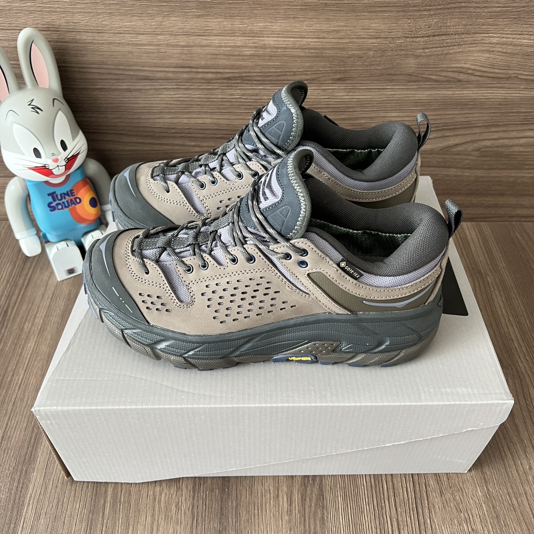 NO:242153,(Spot on the day) Top version J.L-A.LxHOKA ONE ONE Ultra Low shock-absorbing, anti-slip and wear-resistant outdoor functional shoes for men and women. Size 36-46 (including half-code) Code: 1144650-DTRRD Full set of decorating packaging poison card poison buckle cotton socks poison box., casual shoes/sports shoes, sneakers19860909(当天现货) 顶级版本J.L-A.LxHOKA ONE ONE Ultra Low减震防滑耐磨户外功能鞋男女同款棕色. 码数36-46码(含半码) 编码: 1144650-DTRRD 全套得物包装毒卡 毒扣 棉袜 毒盒.,休闲鞋/运动鞋,sneakers,Women's Shoes