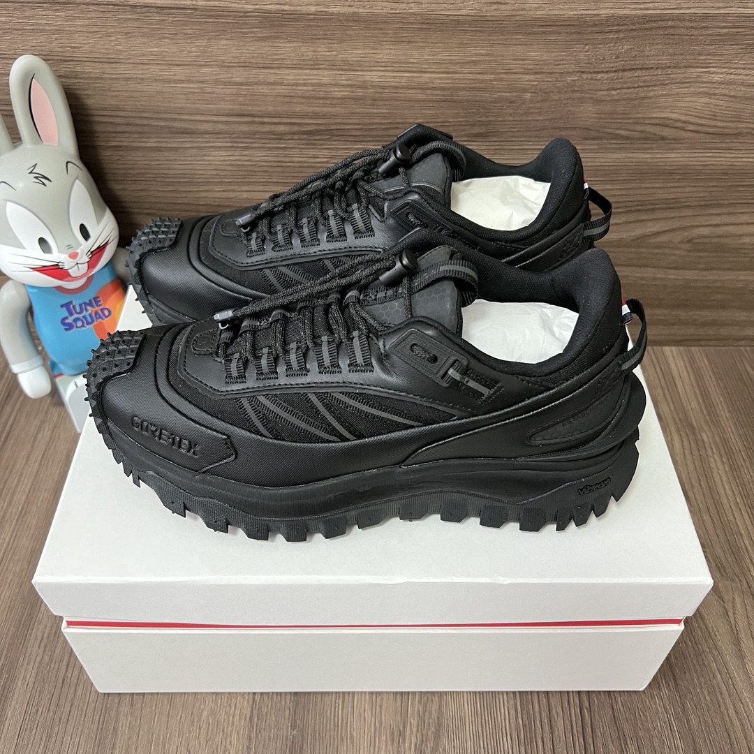 NO:242376,Top version of Moncler Trailgrip mesh lace-up round-toe low-top sports casual shoes black. Size 36-46 code: I109A4M003M2058999 Full set of degus packaging poison card poison buckle poison tag cotton socks poison box., casual shoes/sports shoes, christian louboutin, Moncler, sneakers19860909顶级版本Moncler盟可睐Trailgrip网布系带圆头低帮运动休闲鞋黑色. 码数36-46码 编码: I109A4M003M2058999 全套得物包装毒卡 毒扣 毒吊牌 棉袜 毒盒.,休闲鞋/运动鞋,christian louboutin,Moncler,sneakers,Women's Shoes