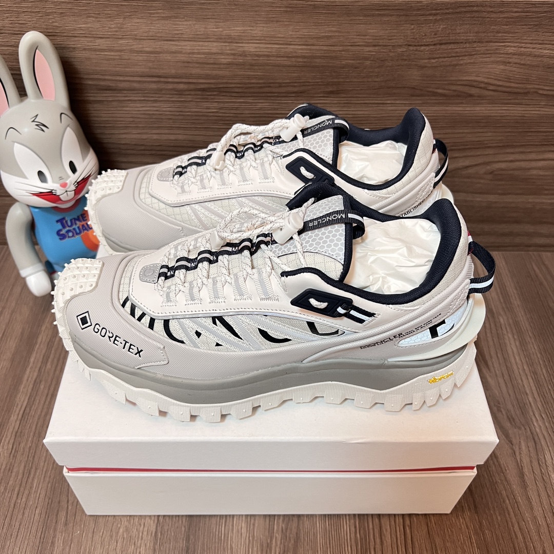 NO:242332,Top version of Moncler Trailgrip mesh lace-up round-toe low-top sports casual shoes white. Size 36-46 code: I209A4M00090M3311 Full set of degus packaging poison card poison buckle poison tag cotton socks poison box., casual shoes/sports shoes, christian louboutin, Moncler, sneakers19860909顶级版本Moncler盟可睐Trailgrip网布系带圆头低帮运动休闲鞋白色. 码数36-46码 编码: I209A4M00090M3311 全套得物包装毒卡 毒扣 毒吊牌 棉袜 毒盒.,休闲鞋/运动鞋,christian louboutin,Moncler,sneakers,Women's Shoes