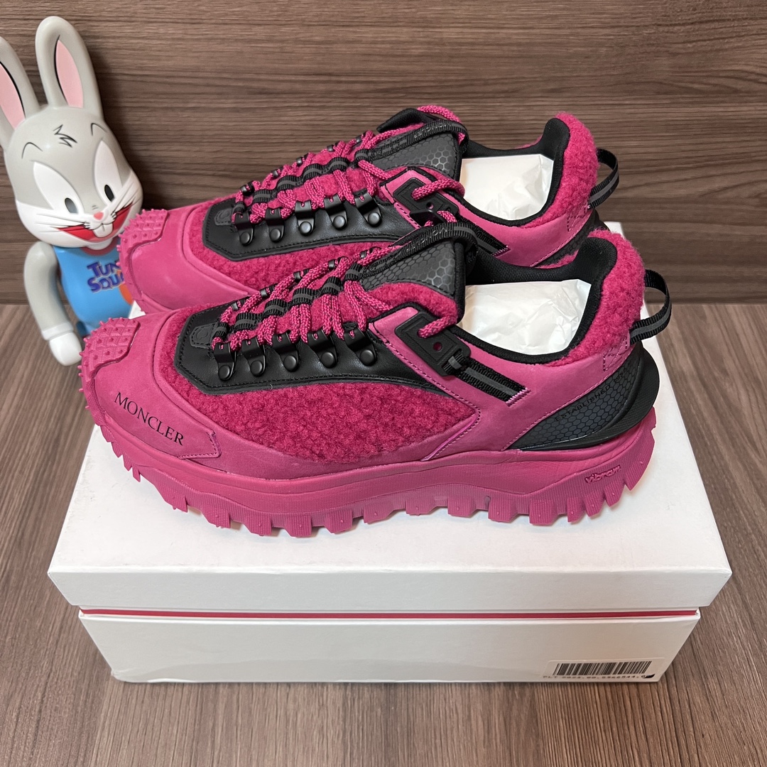 NO:242342,Top version of Moncler Trailgrip mesh lace-up round toe low-top sports and casual shoes black powder. Size 36-46 code: I209A4M00100M3312 Full set of degus packaging poison card poison buckle poison tag cotton socks poison box., casual shoes/sports shoes, christian louboutin, Moncler, sneakers19860909顶级版本Moncler盟可睐Trailgrip网布系带圆头低帮运动休闲鞋黑粉. 码数36-46码 编码: I209A4M00100M3312 全套得物包装毒卡 毒扣 毒吊牌 棉袜 毒盒.,休闲鞋/运动鞋,christian louboutin,Moncler,sneakers,Women's Shoes