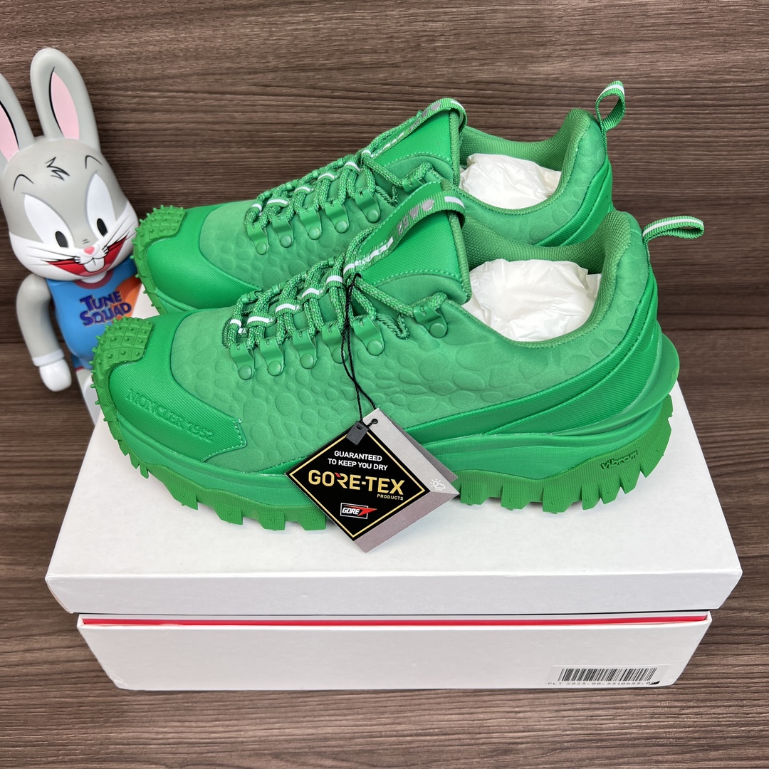 NO:242348,Top version of Moncler Trailgrip mesh lace-up round-toe low-top sports casual shoes green. Size 36-46 code: H20924M00010M2202833 Full set of degus packaging poison card poison buckle poison tag cotton socks poison box., casual shoes/sports shoes, christian louboutin, Moncler, sneakers19860909顶级版本Moncler盟可睐Trailgrip网布系带圆头低帮运动休闲鞋绿色. 码数36-46码 编码: H20924M00010M2202833 全套得物包装毒卡 毒扣 毒吊牌 棉袜 毒盒.,休闲鞋/运动鞋,christian louboutin,Moncler,sneakers,Women's Shoes