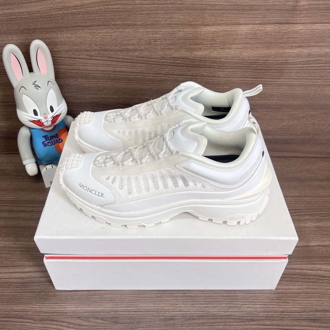 NO:242308,Top version of Moncler Trailgrip Lite Trainers Off-road travel 2 generation series low-top casual outdoor hiking sneakers. Original last data development The fabric is made of waterproof and wear-resistant fiber leather combined with translucent breathable mesh material embedded in anti-deformation carbon mid-plate equipped with cushioned OrthoLite (Osole) breathable sweat-absorbing insole EVA lightweight cushioning material midsole Vibram Megagrip composite rubber material anti-slip sole. Size: 36-46 size (positive size), casual shoes/sports shoes, christian louboutin, Moncler, Moncler, sneakers19860909顶级版本Moncler 盟可睐(蒙口)Trailgrip Lite Trainers 越野旅行2代系列低帮休闲户外登山运动鞋. 原楦数据开发 面料采用防水耐磨纤维革组合半透明透气网纱材质 嵌入防形变碳素中板 配置缓震OrthoLite(欧索莱)透气吸汗鞋垫 EVA轻量化缓震材料中底Vibram Megagrip复合橡胶材料防滑大底. 码数:36-46码(正码),休闲鞋/运动鞋,christian louboutin,Moncler,Moncler,sneakers,Women's Shoes