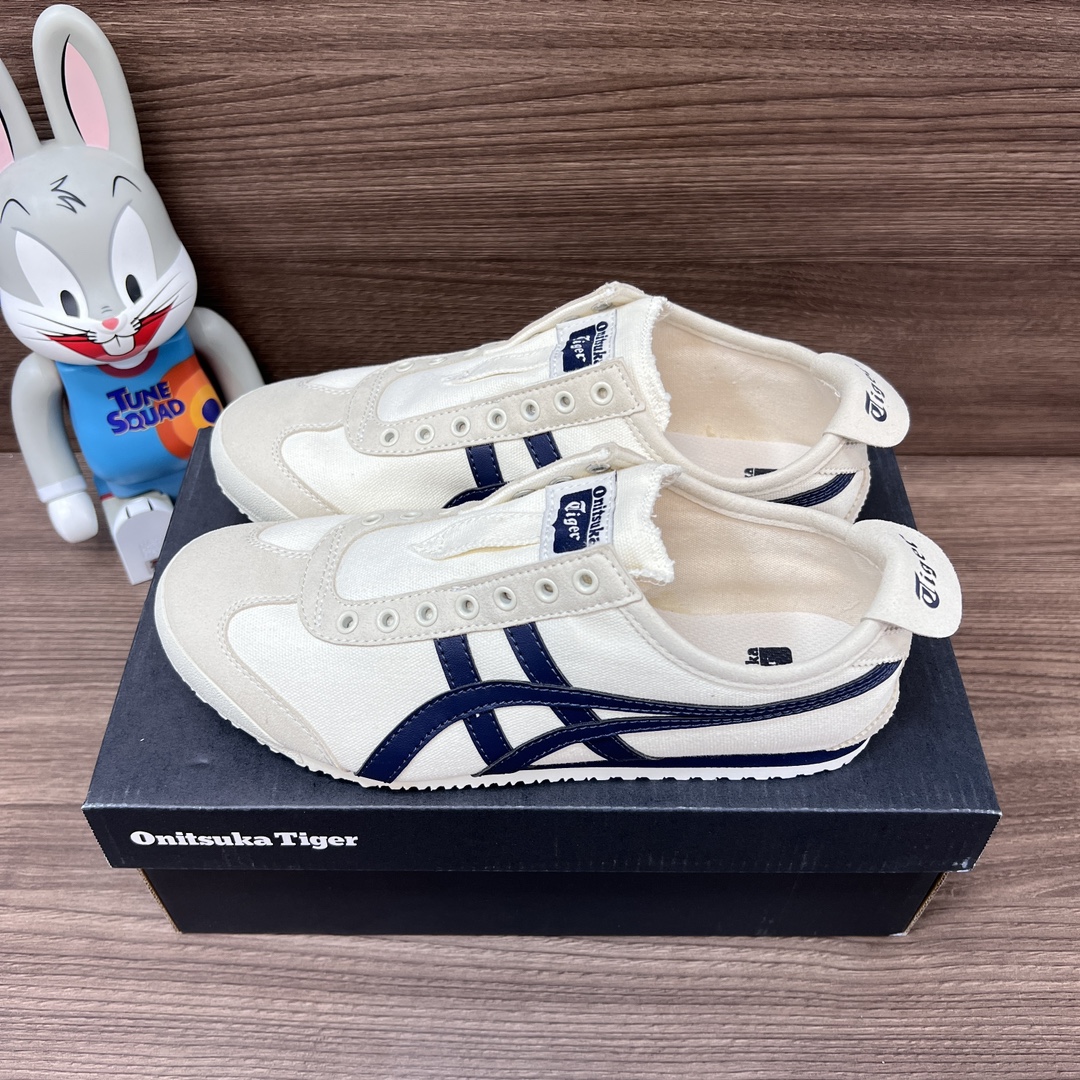 NO:242676,Top version [Guangdong goods] Onitsuka Tiger MEXICO 66 leather, sports, non-slip, lightweight, low-added, same style as men and women, rice cloth, navy blue. ZP disassembled original last replica fabric: using imported cowhide/litchi pattern cowhide/imported weaving, private molded large bottom, glue-drop process Tiger logo foot pad suspension sponge filling to restore the ZP foot feeling and quality, carefully craftsmanship details. Non-market cheap currency! Packaging: Dewu's full set of packaging and poison box! Number of codes: 36-44.5 (including half code) positive code! , casual shoes/sports shoes, sneakers, cowhide19860909顶级版本【莞货】Onitsuka Tiger鬼塚虎MEXICO 66皮革 运动防滑轻便低帮男女同款米布藏青. ZP拆卸原楦复刻 面料:采用进口牛皮/荔枝纹牛皮/进口织布 私模大底 滴胶工艺Tiger logo 垫脚悬浮海绵填充还原ZP脚感充正品质,细品做工细节.非市面廉价通货！ 包装:得物全套包装配毒盒！ 码数:36-44.5(含半码)正码！,休闲鞋/运动鞋,sneakers,cowhide,Women's Shoes