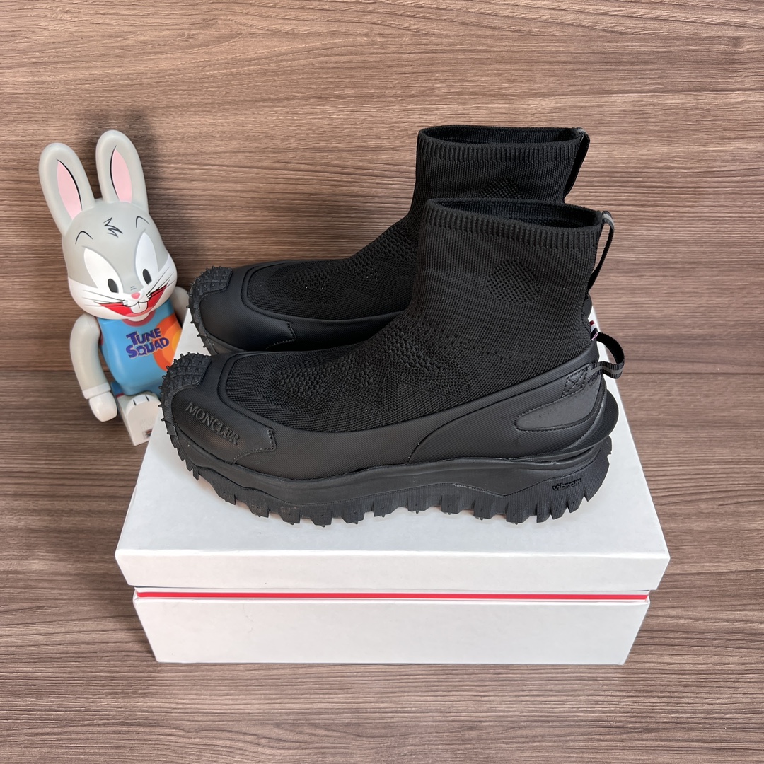 NO:242394,Top version of Moncler Mengkelai (blind) Trailgrip round-toe fabric short boots couple shoes black. Original last data development Fabric fly-woven surface combination EVA lightweight cushioning material midsole Vibram Megagrip composite rubber material anti-slip outsole. Size: 36-46 sizes (positive size), boots, christian louboutin, Moncler, Moncler, boots19860909顶级版本Moncler 盟可睐(蒙口)Trailgrip 圆头织物套穿短靴情侣鞋黑色. 原楦数据开发 面料飞织面组合EVA轻量化缓震材料中底Vibram Megagrip复合橡胶材料防滑大底. 码数:36-46码(正码),靴子,christian louboutin,Moncler,Moncler,boots,Women's Shoes