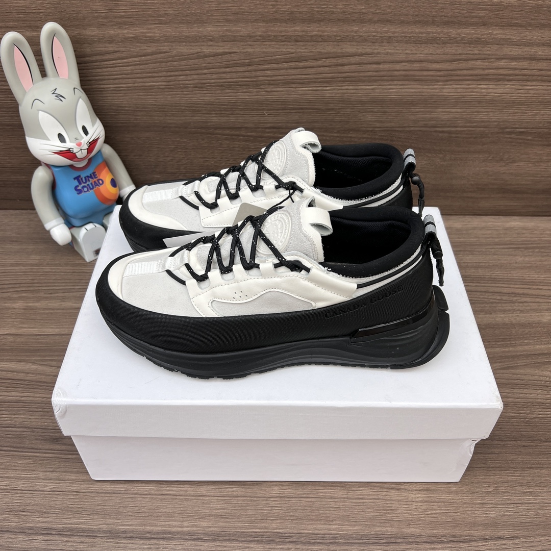 NO:248422,Top version Canada Goose Glacier Trail Leather Round-toe Lace Low-top casual shoes for men's black and white!  Article number: 7785M Packaging: Full set of Dewu accessories reinforced Dewu box packaging!  Size 40-46 (positive size), casual shoes/sports shoes, sneakers19860909顶级版本Canada Goose 加拿大鹅 Glacier Trail 皮革 圆头系带 低帮休闲鞋男款黑白色！ 货号: 7785M 包装:全套得物配件加固得物盒包装！ 码数40-46码(正码),休闲鞋/运动鞋,sneakers,Women's Shoes