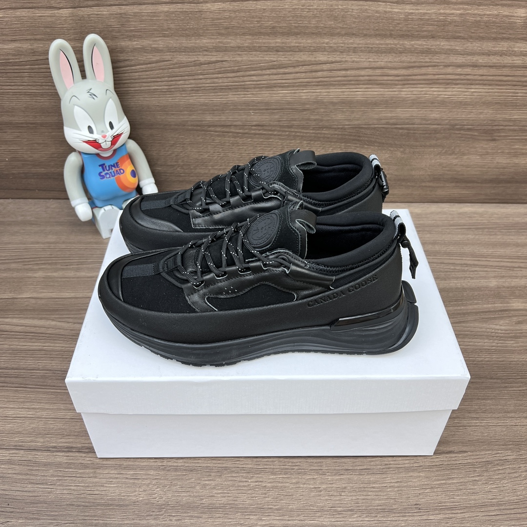NO:248425,Top version Canada Goose Glacier Trail Leather Round-toe Lace Low-top casual shoes for men's black!  Article number: 7785M1-381 Packaging: Full set of Dewu accessories reinforced Dewu box packaging!  Size 40-46 (positive size), casual shoes/sports shoes, sneakers19860909顶级版本Canada Goose 加拿大鹅 Glacier Trail 皮革 圆头系带 低帮休闲鞋男款黑色！ 货号: 7785M1-381 包装:全套得物配件加固得物盒包装！ 码数40-46码(正码),休闲鞋/运动鞋,sneakers,Women's Shoes