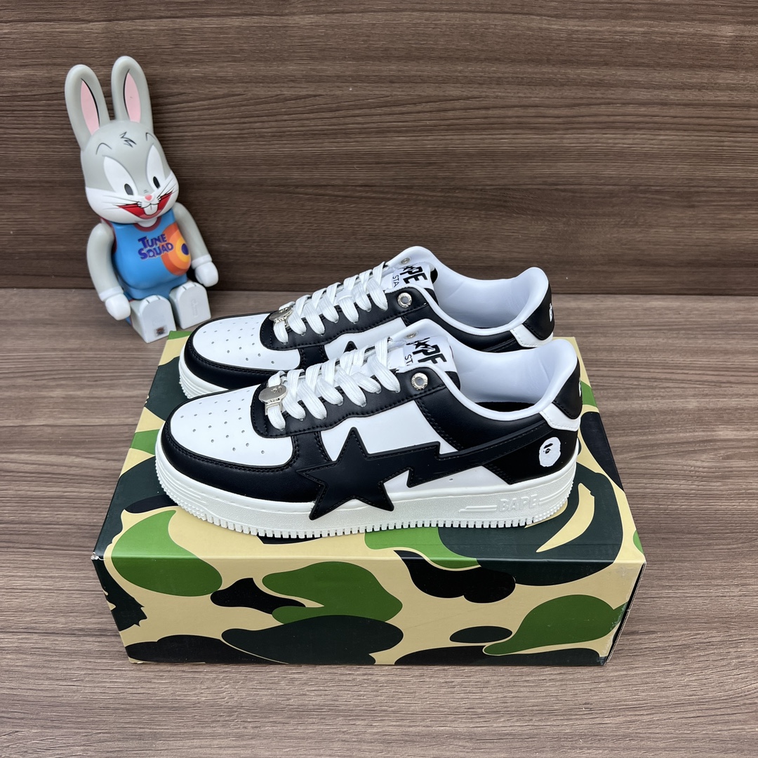 NO:242172,Top version of Ape Mantou A BATHING APE STA Classic trend, fashionable board shoes, same style for men and women. Bape As a famous trend brand, BAPE STA also has a strong trend and is loved by many trendy people and celebrities. It has had a certain impact on street trend culture. It is not only a sneaker, but also a symbol of trend culture. Packaging a full set of Dewu accessories reinforced Dewu box packaging!  Number of sizes: 36 36.5 37.5 38 38.5 40 40.5 41 42 42.5 43 44 44.5 45 46 (positive size), casual shoes/sports shoes, sneakers19860909顶级版本猿人头A BATHING APE STA 经典潮流 时尚板鞋 男女同款 Bape 作为著名的潮流品牌,BAPE STA 也带有浓厚的潮流感,受到许多潮流人士和明星的喜爱.对街头潮流文化产生了一定的影响.它不仅是一款运动鞋,更是潮流文化的一种象征. 包装全套得物配件加固得物盒包装！ 码数:36 36.5 37.5 38 38.5 40 40.5 41 42 42.5 43 44 44.5 45 46(正码),休闲鞋/运动鞋,sneakers,Women's Shoes