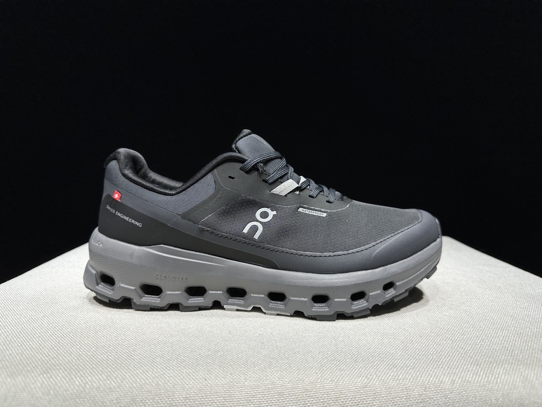 NO:239516,Top version of OnPaul The Cloudvista 2 waterproof Fabric Comfortable and versatile Shoes, Shock-absorbing and breathable, low-top, Lifestyle casual shoes. Black This series of works created by Swiss high-performance sports brand On is made of recycled polyester fiber and mesh fabric, with exclusive hollow rubber sole, and the side On the iconic LoGo is decorated with full coverage of seam details. Packaging: Full set of Dewu accessories reinforced Dewu box packaging!  Size: 36-45 (positive size), casual shoes/sports shoes, christian louboutin, sneakers19860909顶级版本On昂跑 The Cloudvista 2 waterproof 织物 舒适百搭 减震透气轻便 低帮 生活休闲鞋.黑色 瑞士高性能运动品牌on打造的此系列作品,鞋面由再生聚酯纤维和网眼布制成,采用独家镂空橡胶鞋底,侧面On标志性LoGo饰有全覆盖贴缝细节. 包装:全套得物配件加固得物箱包装！ 码数:36-45码(正码),休闲鞋/运动鞋,christian louboutin,sneakers,Women's Shoes