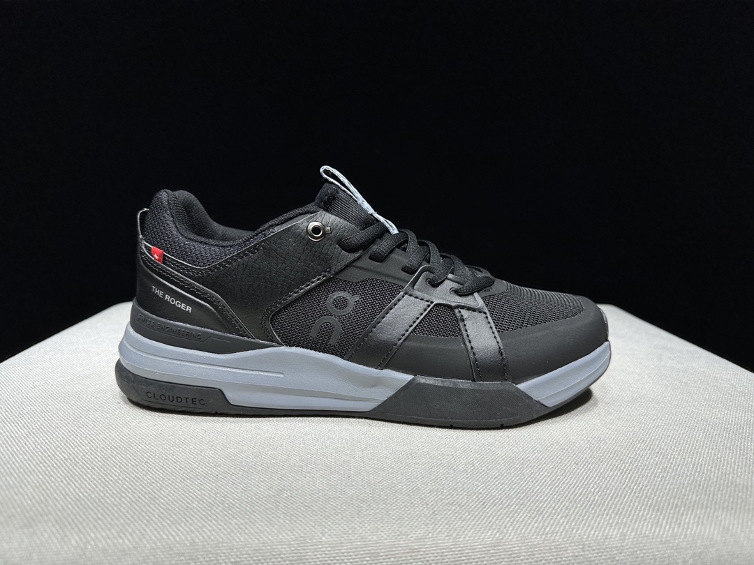 NO:239528,The Roger club house Pro fabric comfortable and versatile, shock-absorbing, breathable and lightweight, low-top, casual and casual shoes. Black This series of works created by Swiss high-performance sports brand On is made of recycled polyester fiber and mesh fabric, with exclusive hollow rubber sole, and the side On iconic LoGo is decorated with full coverage of seam details. Packaging: Full set of Dewu accessories reinforced Dewu box packaging!  Size: 36-45 (positive size), casual shoes/sports shoes, christian louboutin, roger vivier, sneakers19860909顶级版本On昂跑 The Roger club house Pro 织物 舒适百搭 减震透气轻便 低帮 生活休闲鞋.黑色 瑞士高性能运动品牌on打造的此系列作品,鞋面由再生聚酯纤维和网眼布制成,采用独家镂空橡胶鞋底,侧面On标志性LoGo饰有全覆盖贴缝细节. 包装:全套得物配件加固得物箱包装！ 码数:36-45码(正码),休闲鞋/运动鞋,christian louboutin,roger vivier,sneakers,Women's Shoes