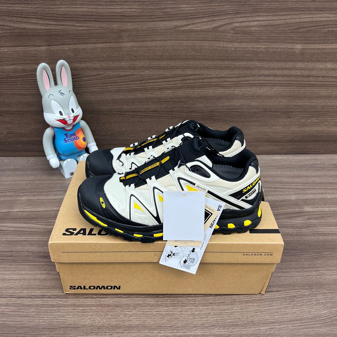 NO:242110,Top version SALOMON XT-Quest GTX Comfortable and versatile, shock-absorbing, wear-resistant, waterproof, non-slip, low-top, hiking shoes, same style for men and women, Little Bee bee grey black sulfur color. The new top version has been re-edited for several months, the whole shoe last is basically the same as the original shoe, the outsole combination glue control is excellent, all details are carefully processed, the foot feels comfortable and light, and the best matching item for work clothes outdoors. Item number: 477810 Size: 36-46 (positive size), casual shoes/sports shoes, sneakers19860909顶级版本SALOMON萨洛蒙 XT-Quest GTX 舒适百搭 减震耐磨防水防滑 低帮 徒步鞋 男女同款 小蜜蜂米灰色黑色硫磺色. 全新顶级版本经过几个月重新改版,整鞋楦型基本跟原鞋无差,大底组合胶水控制极佳,所有细节都精心处理,脚感舒适轻便,工装户外最佳搭配单品. 货号: 477810 码数:36-46码(正码),休闲鞋/运动鞋,sneakers,Women's Shoes