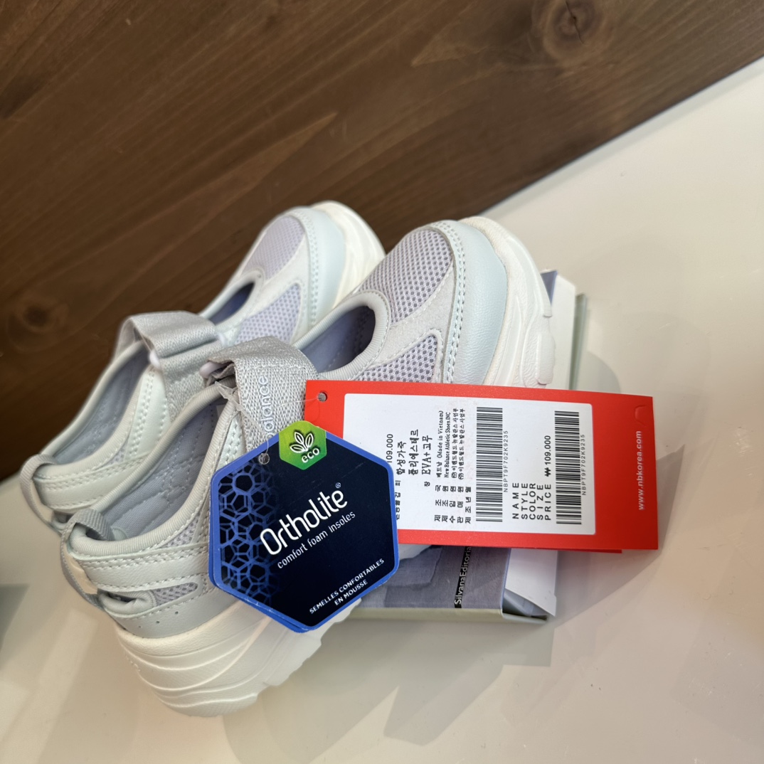 图片[2]-NB玛丽珍包头凉鞋➕透气的网面拼接，穿上不仅可以很好的保护我们宝贝的脚趾，还可以让孩子的足部自由呼吸，保持不整天干爽～做到安全、透气两不误✌️✌️✌️ 尺码22-37-选品中心