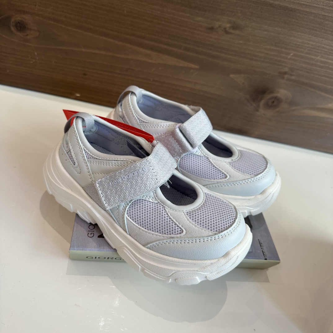 图片[6]-NB玛丽珍包头凉鞋➕透气的网面拼接，穿上不仅可以很好的保护我们宝贝的脚趾，还可以让孩子的足部自由呼吸，保持不整天干爽～做到安全、透气两不误✌️✌️✌️ 尺码22-37-选品中心