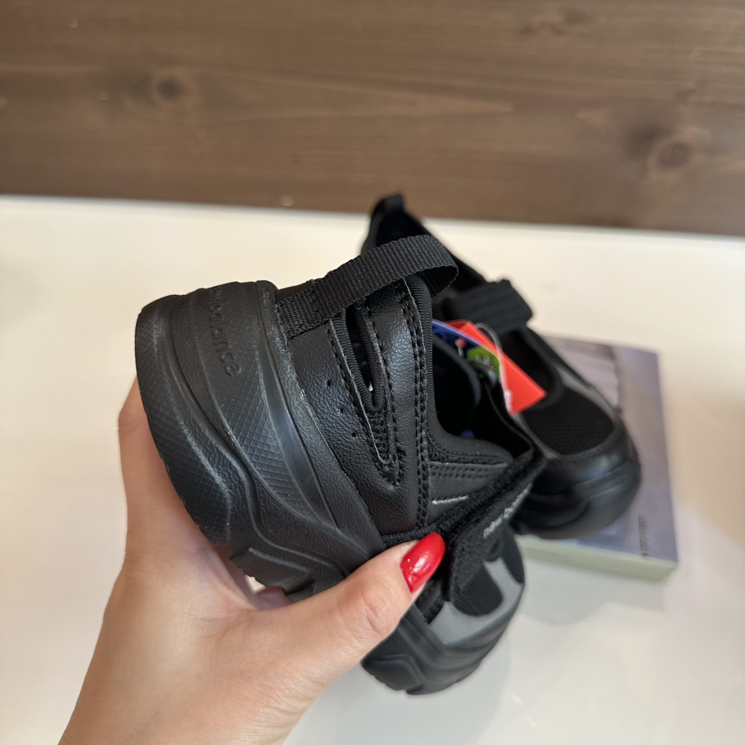 图片[9]-NB玛丽珍包头凉鞋➕透气的网面拼接，穿上不仅可以很好的保护我们宝贝的脚趾，还可以让孩子的足部自由呼吸，保持不整天干爽～做到安全、透气两不误✌️✌️✌️ 尺码22-37-选品中心