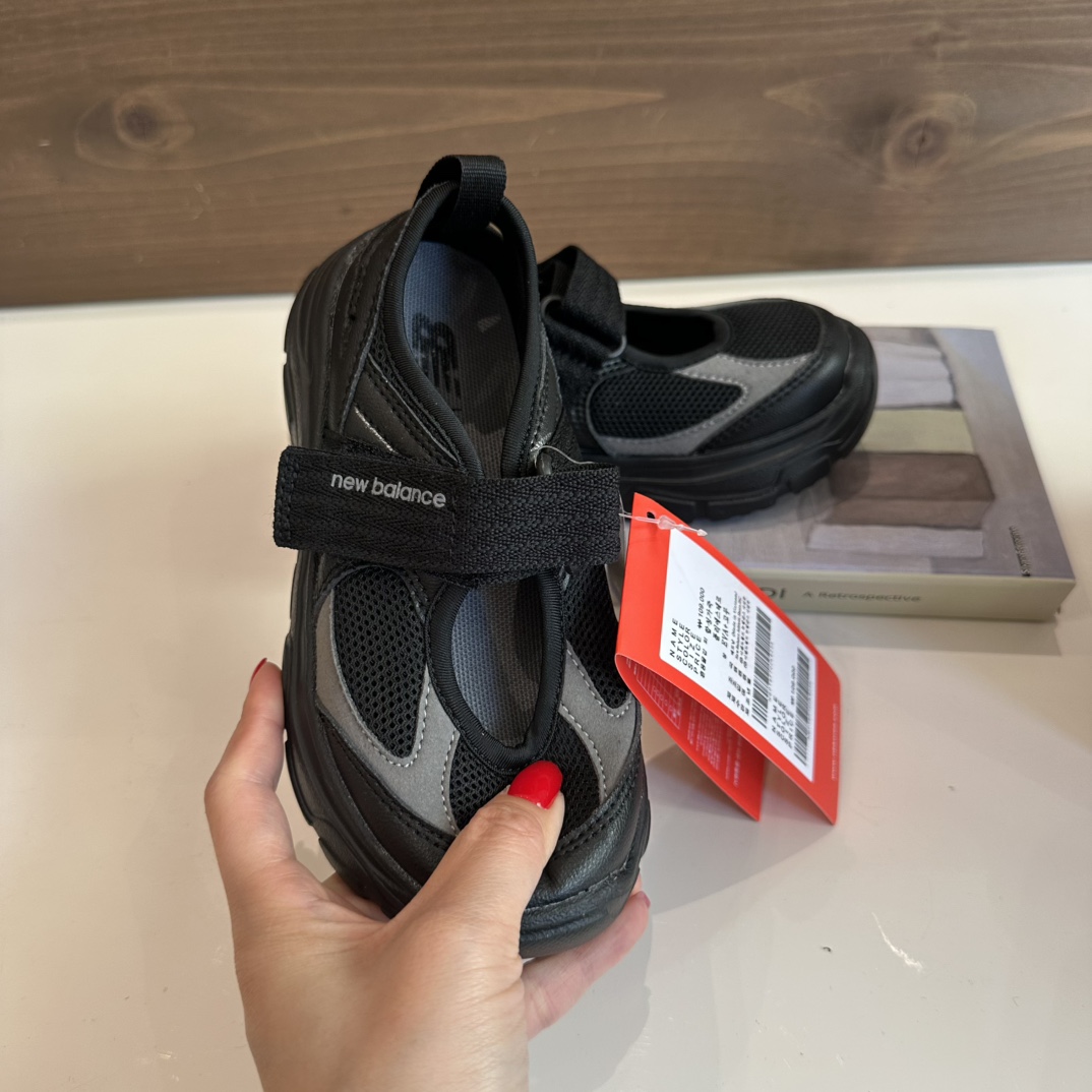 图片[3]-NB玛丽珍包头凉鞋➕透气的网面拼接，穿上不仅可以很好的保护我们宝贝的脚趾，还可以让孩子的足部自由呼吸，保持不整天干爽～做到安全、透气两不误✌️✌️✌️ 尺码22-37-选品中心