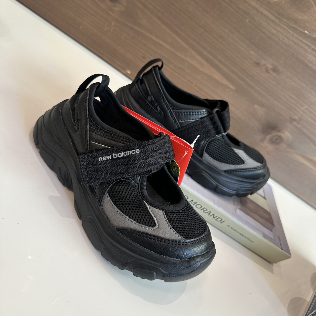 图片[4]-NB玛丽珍包头凉鞋➕透气的网面拼接，穿上不仅可以很好的保护我们宝贝的脚趾，还可以让孩子的足部自由呼吸，保持不整天干爽～做到安全、透气两不误✌️✌️✌️ 尺码22-37-选品中心