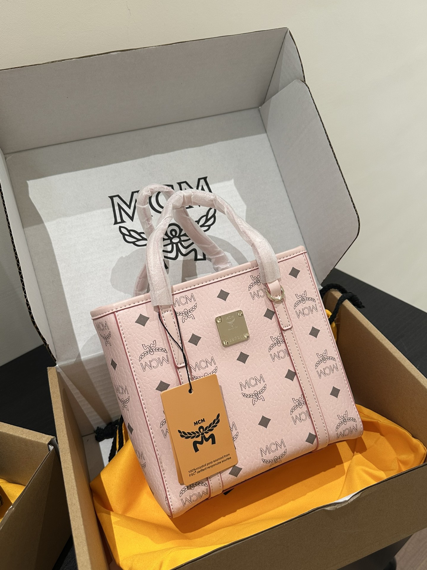 _ds69s8OOtb3JB35M-gDaymgz5jW50IY4kKf8plw