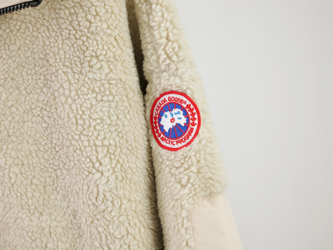 “MU12” Simcoe Wool Lamb Zipper Jacket: Sustainable and Stylish Outerwear from Canada Goose - 图片 7