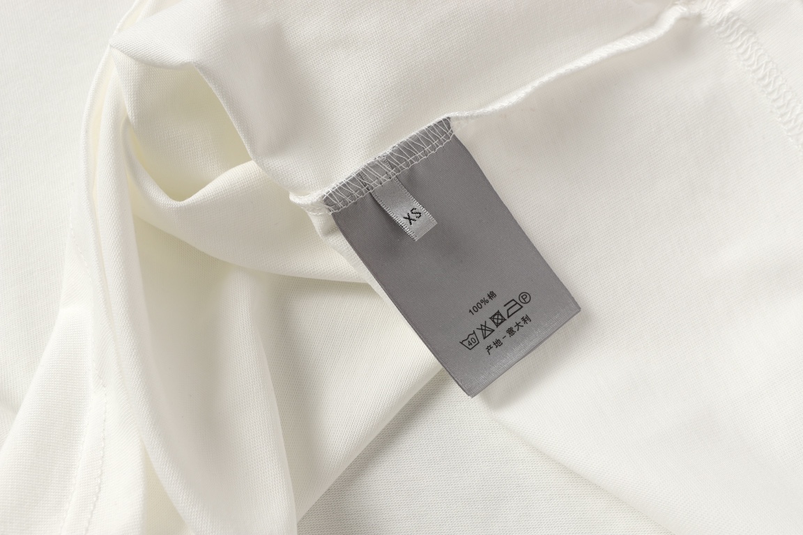 Dior DIOR/迪奥 25SS朋友字母标识3D立体棉线刺绣短袖T恤
