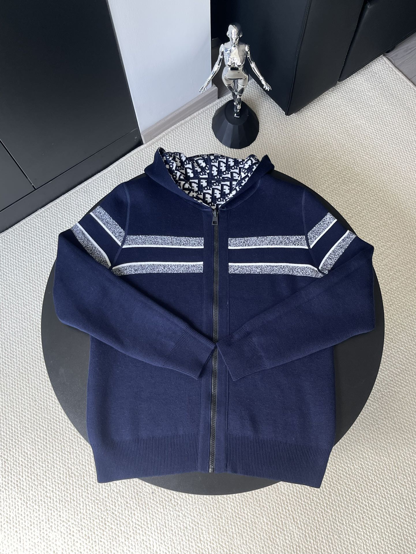💲265 DIOR/Dior Chaqueta de punto con capucha y logo de presbicia de cachemira de doble cara. ¡Una chaqueta súper grues…