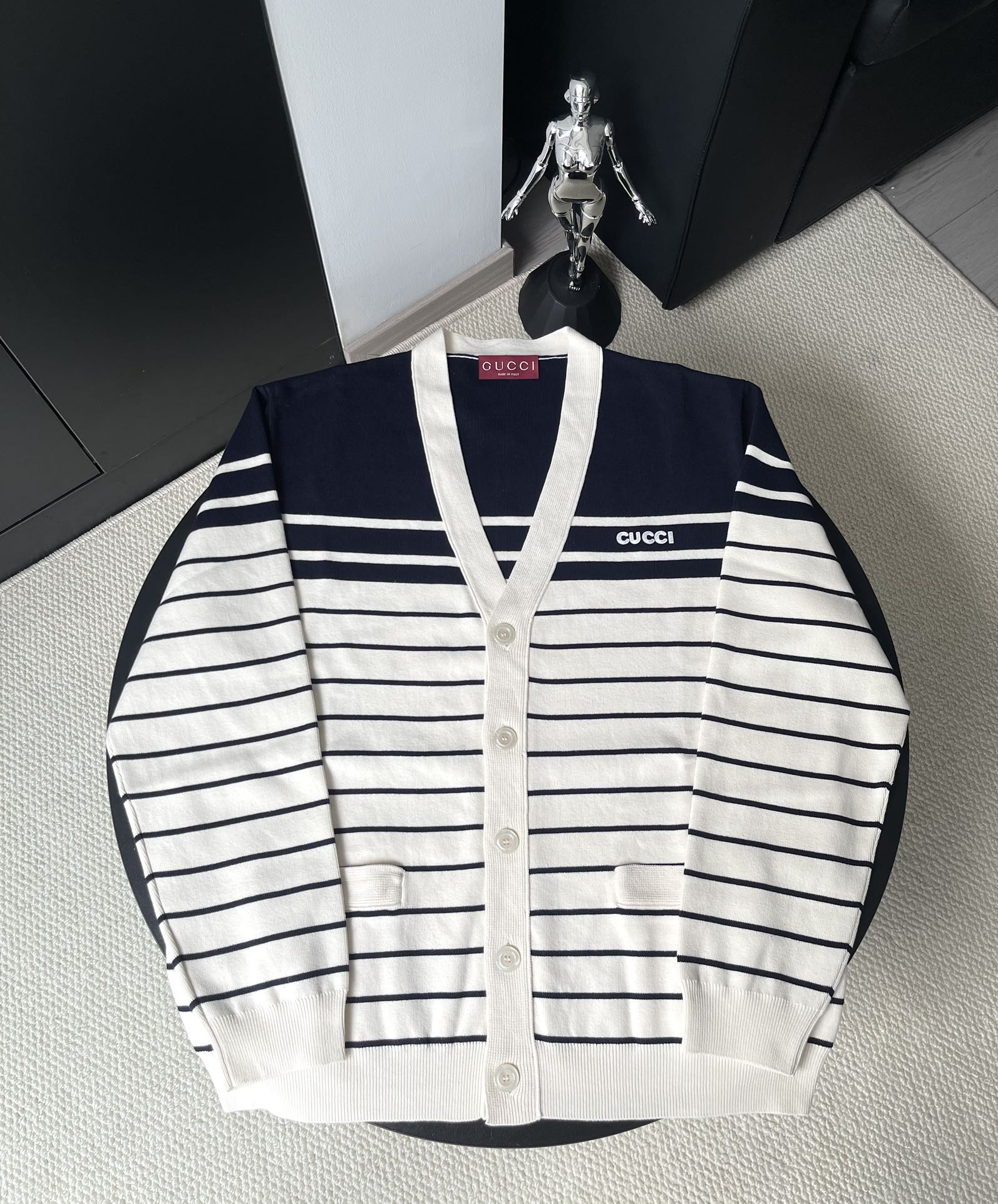 Gucci Striped Knit Cardigan | Long Sleeve Button-Down Sweater 2 i1759514601 9958 0