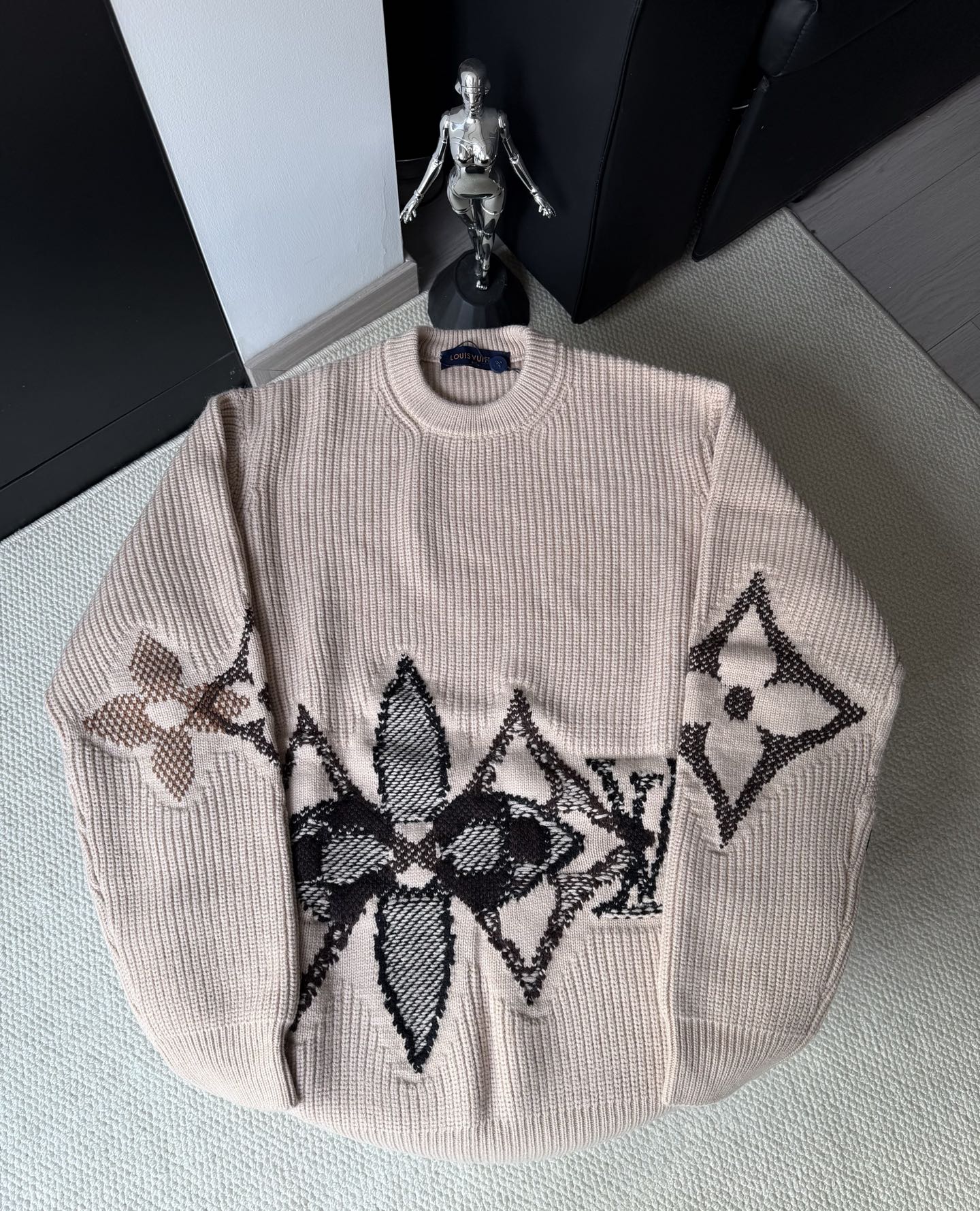 P270 LV/Louis Vuitton 25Fw suéter de jacquard de aguja gruesa con cuello redondo de esquí, tejido 100% YB, marca de agu…