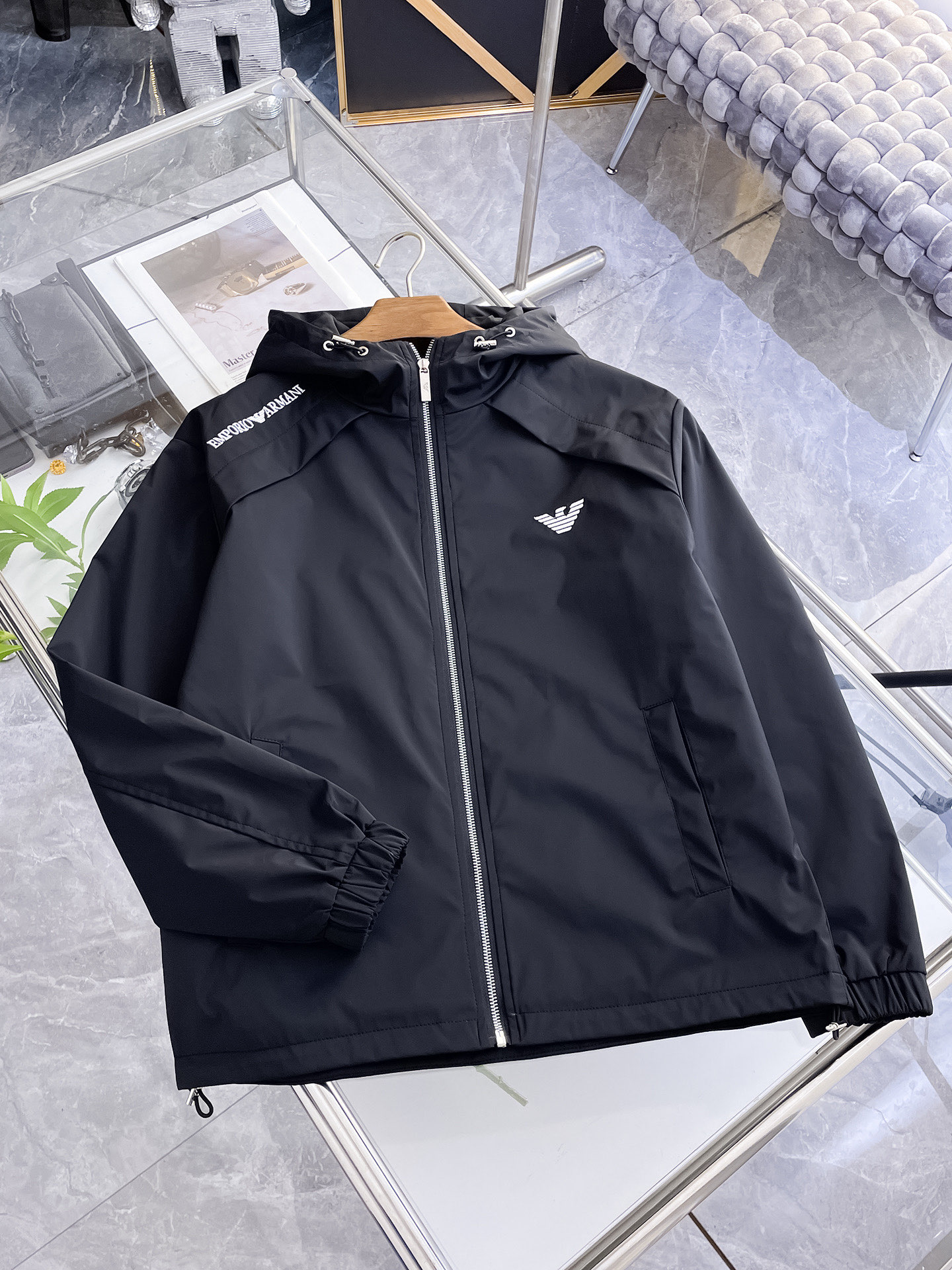 _deD9sjROjuH5ci4ze4HtR5YKinhyLJYMeo33g2w