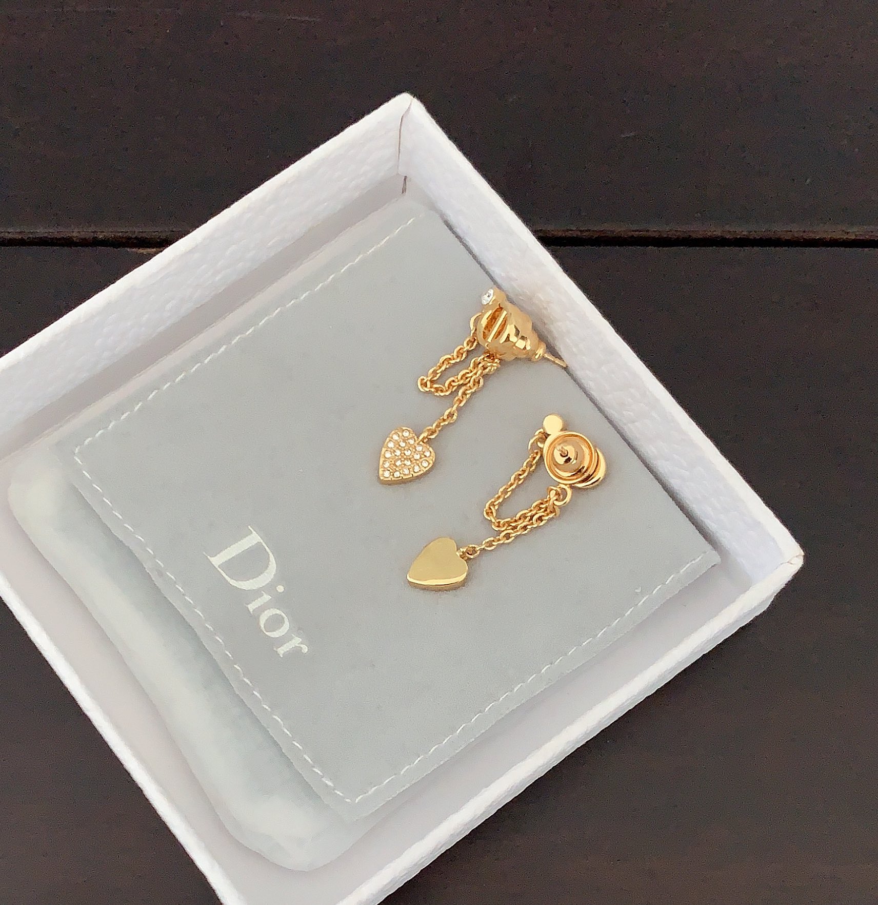 D*or 最新款🆕🆕cd满钻爱心耳钉】一致ZP黄铜材质 4