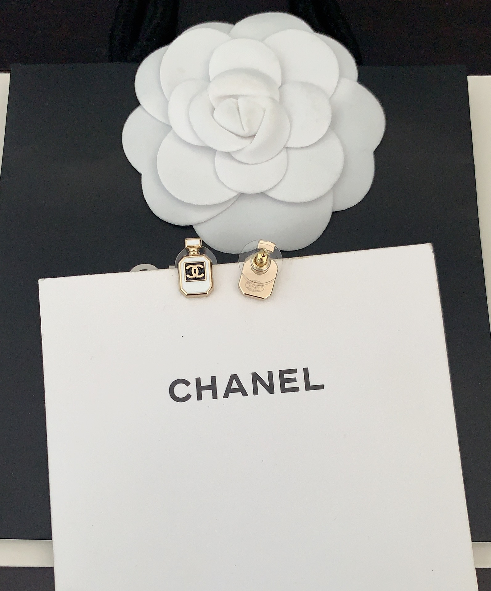 Designer perfume 6