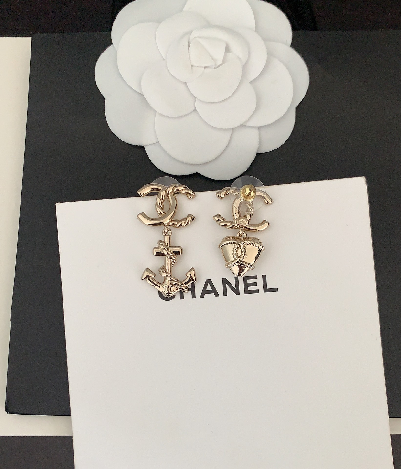 ch*nel 最新款🆕🆕浅金船锚爱心耳环】一致ZP黄铜材质 4