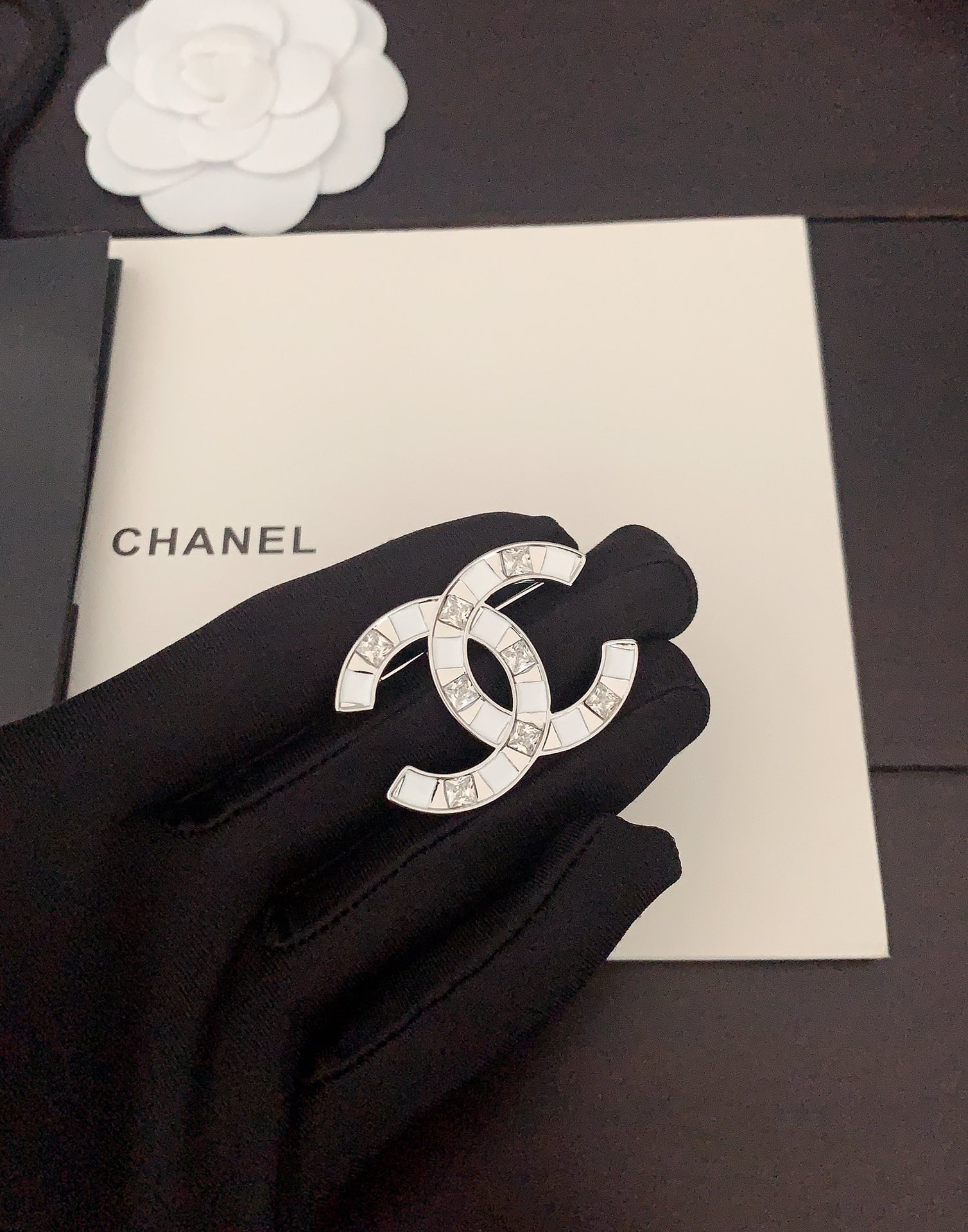 Chanel Брошь