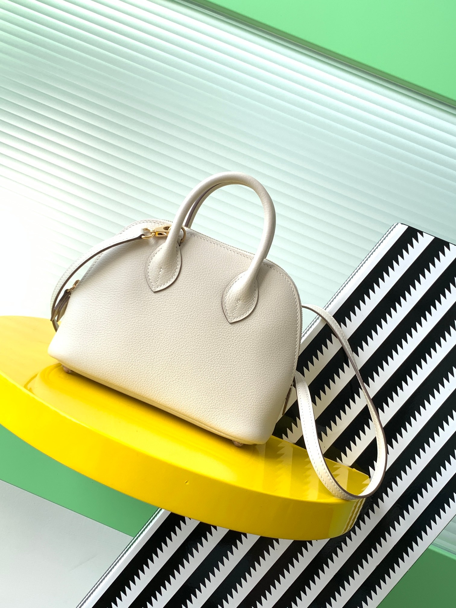 Mini Bolide Bowling Bag 18cm, Milkshake White EV Leather, Hand-stitched