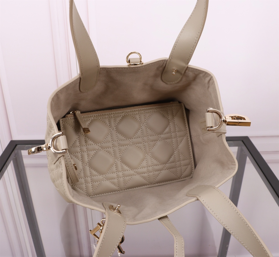 迪奥 Dior 高定典藏经典高奢手袋托特包斜挎包 #6A56CB94 9
