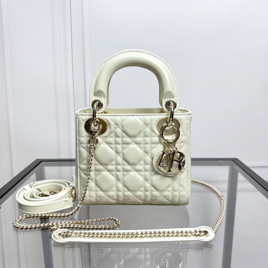 Dior Lady 7 stelle
 Borsette Borse Crossbody & Borse a Tracolla Bianco Hardware oro Pelle verniciata