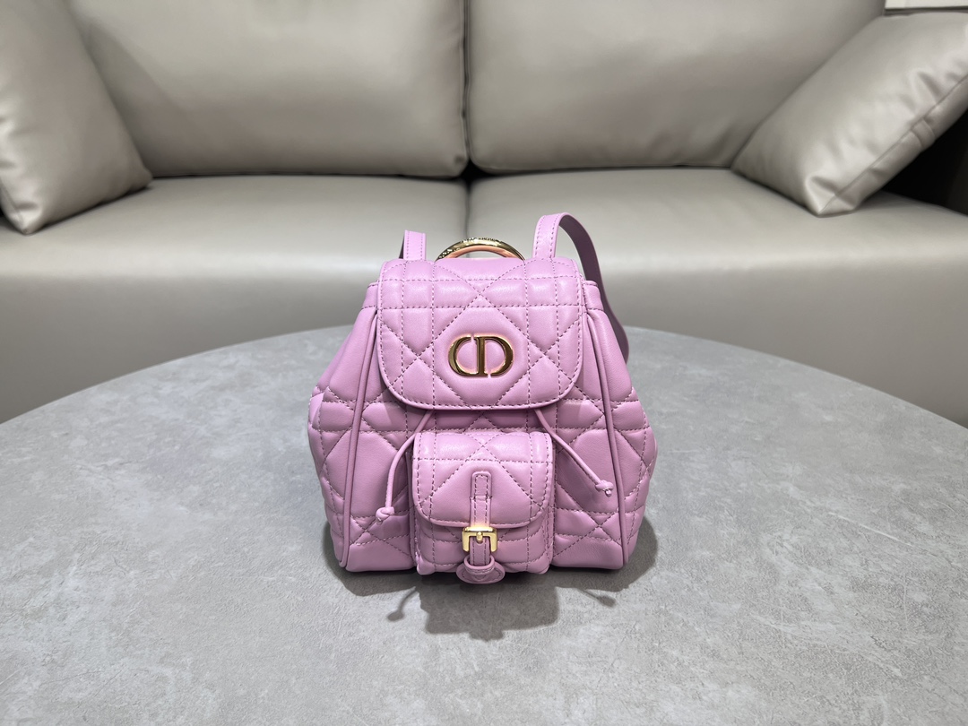 Dior Caro sacs Sac À Dos Or La couleur violette Vintage Cuir de vache Peau mouton Série printemps