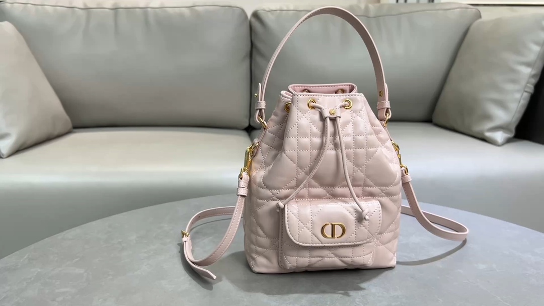No.: M3372 Rouge en polvo Tamaño: 20cm*24cm*9cm Hecho en Italia