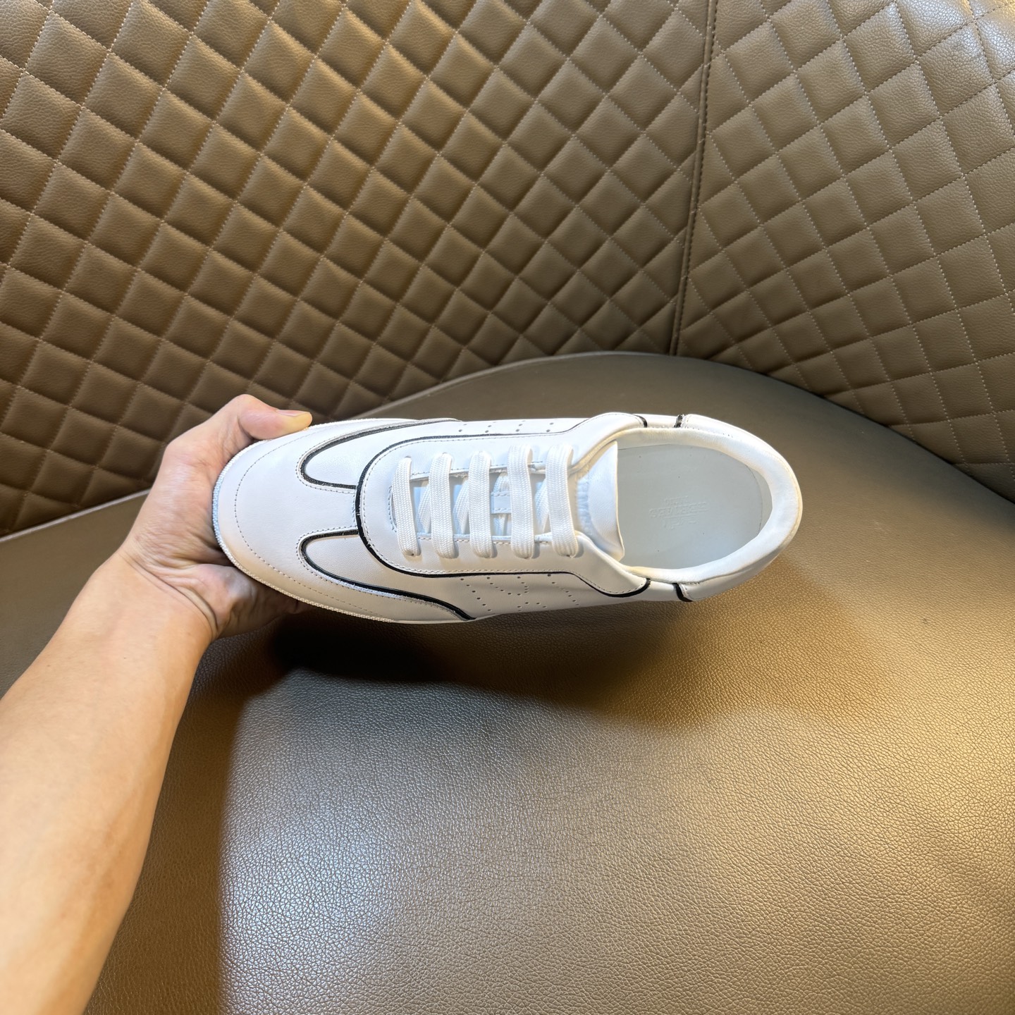 Hermes Style Leather Men's Shoes style reference detail image 8 from source 781598
