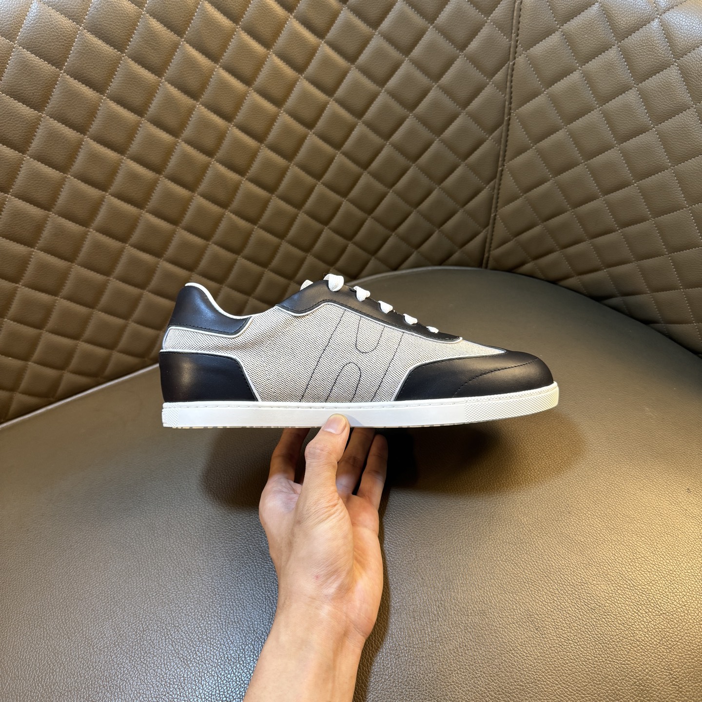 Hermes Style Leather Men's Shoes style reference detail image 7 from source 781600