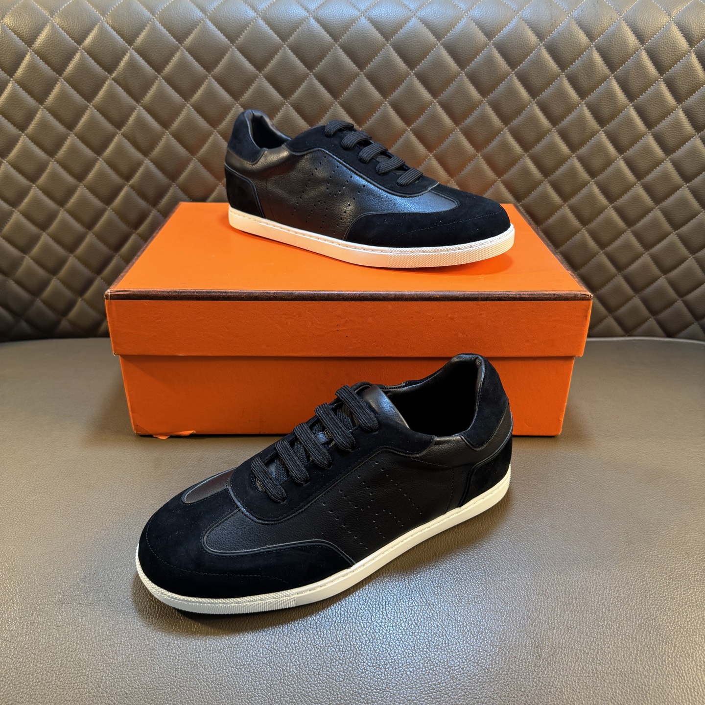Hermes Style Leather Men's Shoes style reference detail image 5 from source 781601