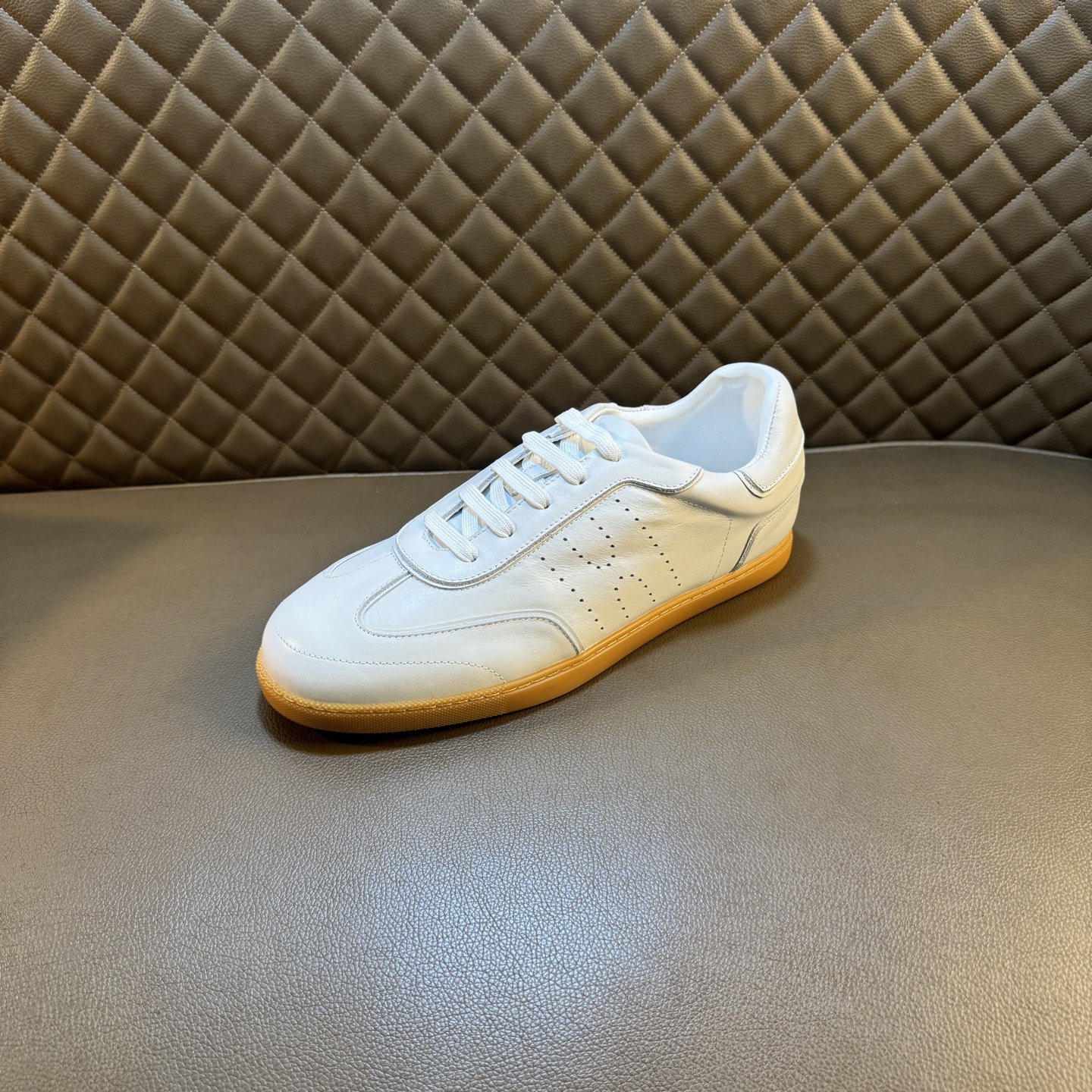 Hermes Style Leather Men's Shoes style reference detail image 6 from source 781603