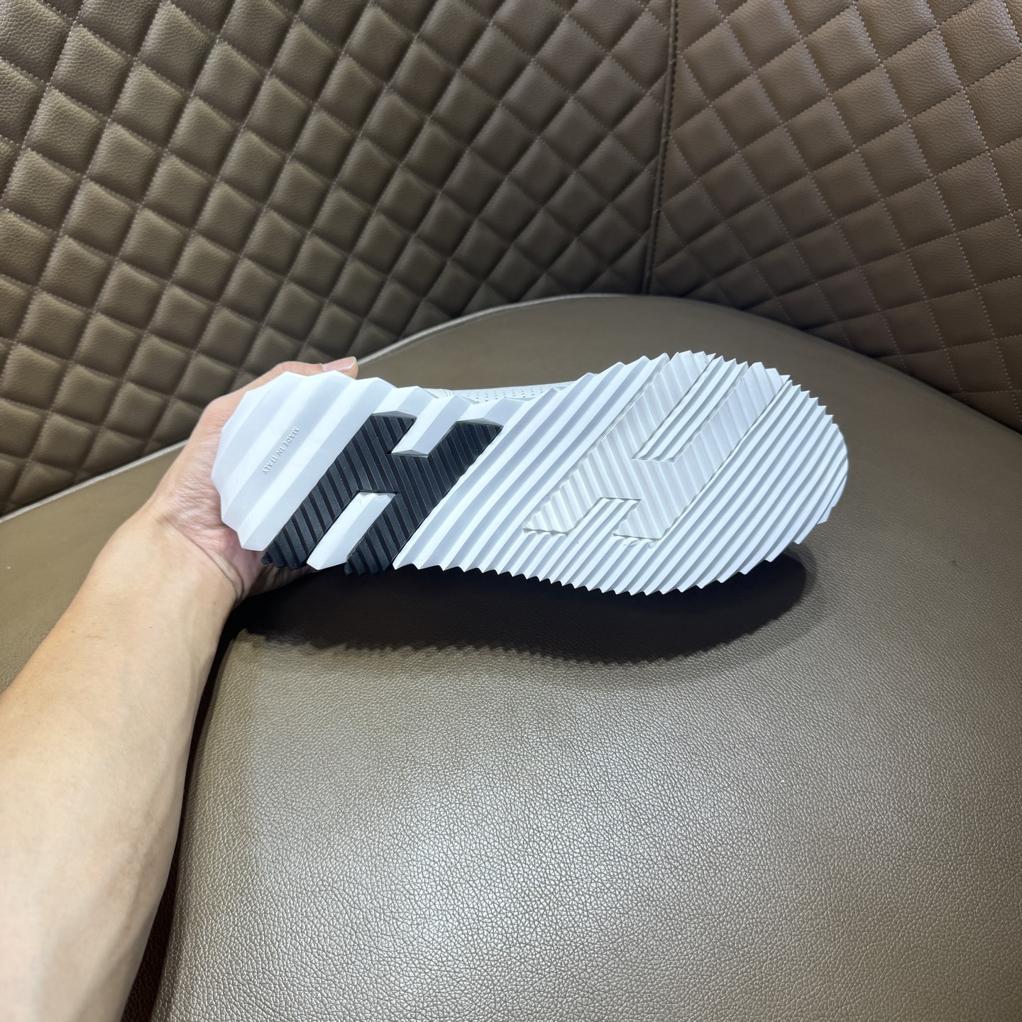 Hermes Style Black Leather Men's Shoes style reference detail image 9 from source 781638