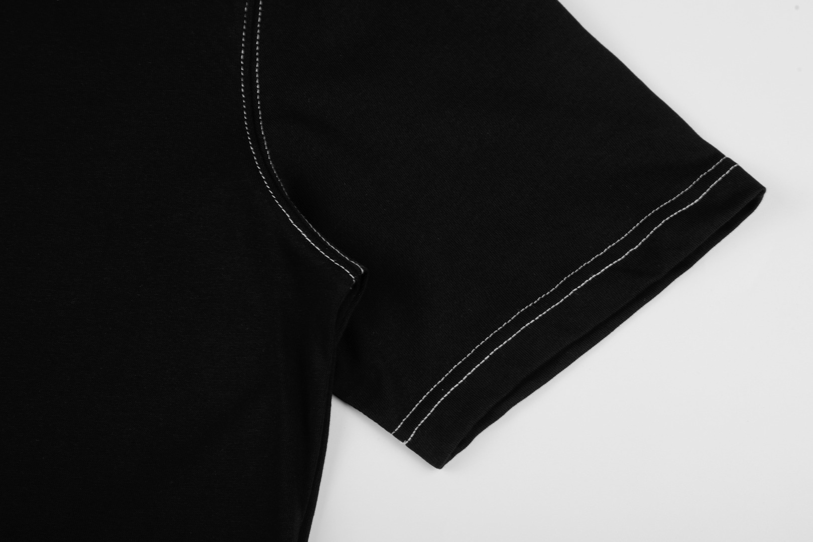 Ami Paris 26ss 明线缝线爱心刺绣短袖-Top High Quatity Cheap Sneakers Fashion Clothing Clothes Bags handbags Shoes of all Brand wholesale With The best Quality And Beautiful Price from China Factory Chinese suppliers wholesaler seller Ami Paris 26ss 明线缝线爱心刺绣短袖