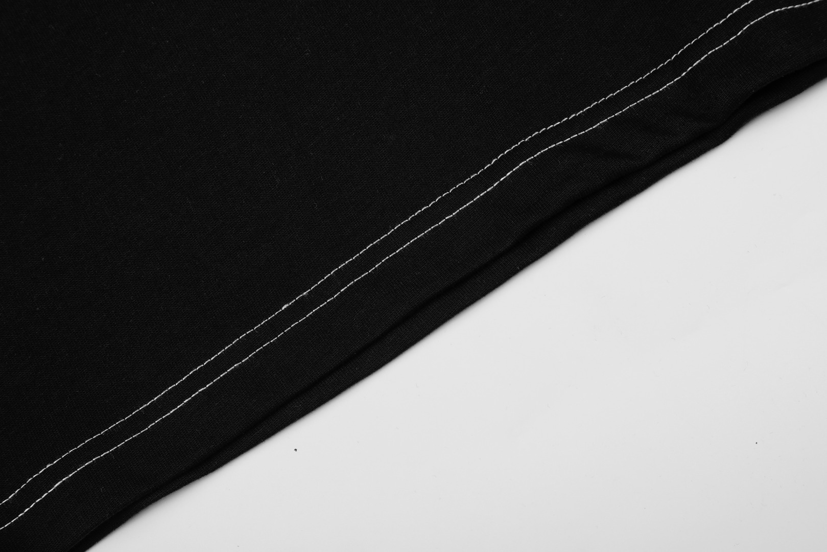 Ami Paris 26ss 明线缝线爱心刺绣短袖-Top High Quatity Cheap Sneakers Fashion Clothing Clothes Bags handbags Shoes of all Brand wholesale With The best Quality And Beautiful Price from China Factory Chinese suppliers wholesaler seller Ami Paris 26ss 明线缝线爱心刺绣短袖