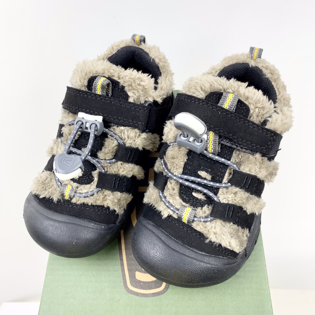 图片[3]-加绒KEEN冬季新款毛毛户外儿童登山鞋 尺码：24-37码 超赞的PARK shop联名系列🆕 毛毛拼接鞋面，质感超赞👍🏻 户外登山的保护鞋头✌🏻 橡胶耐磨防滑大底✔️ 脚感超赞超舒适☁️-选品中心