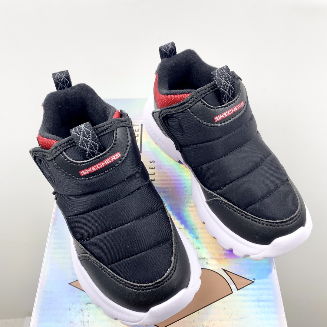 图片[2]-斯凯奇加绒中帮儿童棉鞋雪地靴 工艺做工细节材质都完美演绎💯 贴心加绒，保暖又舒适❄️ 专为儿童设计的镭射切割大底👍🏻-选品中心