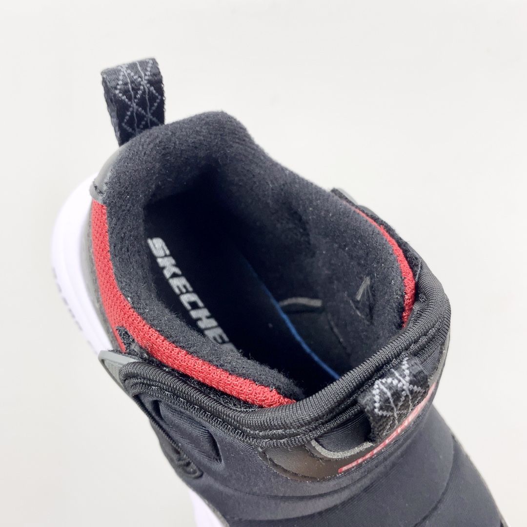 图片[4]-斯凯奇加绒中帮儿童棉鞋雪地靴 工艺做工细节材质都完美演绎💯 贴心加绒，保暖又舒适❄️ 专为儿童设计的镭射切割大底👍🏻-选品中心