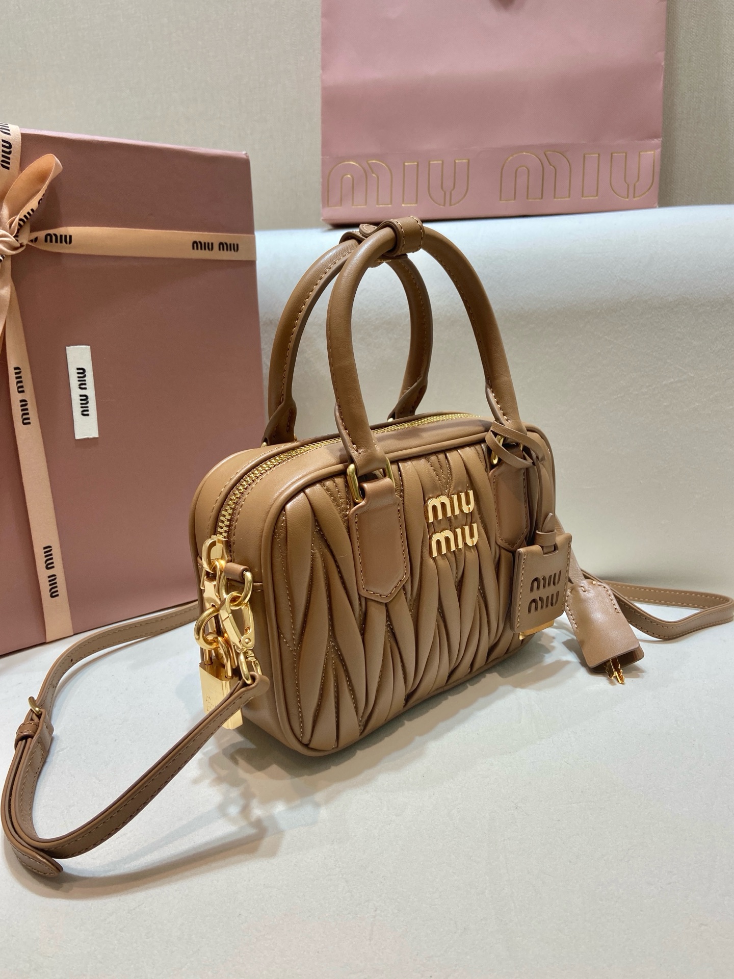 Alternative view of Handbag 12173