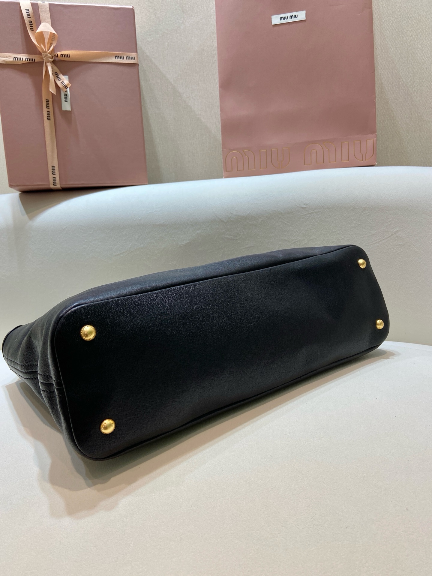 Aventure Linen Blend Tote Bag with Leather Shoulder Strap | Spacious & Stylish 9 i1744013400601 28 0 7
