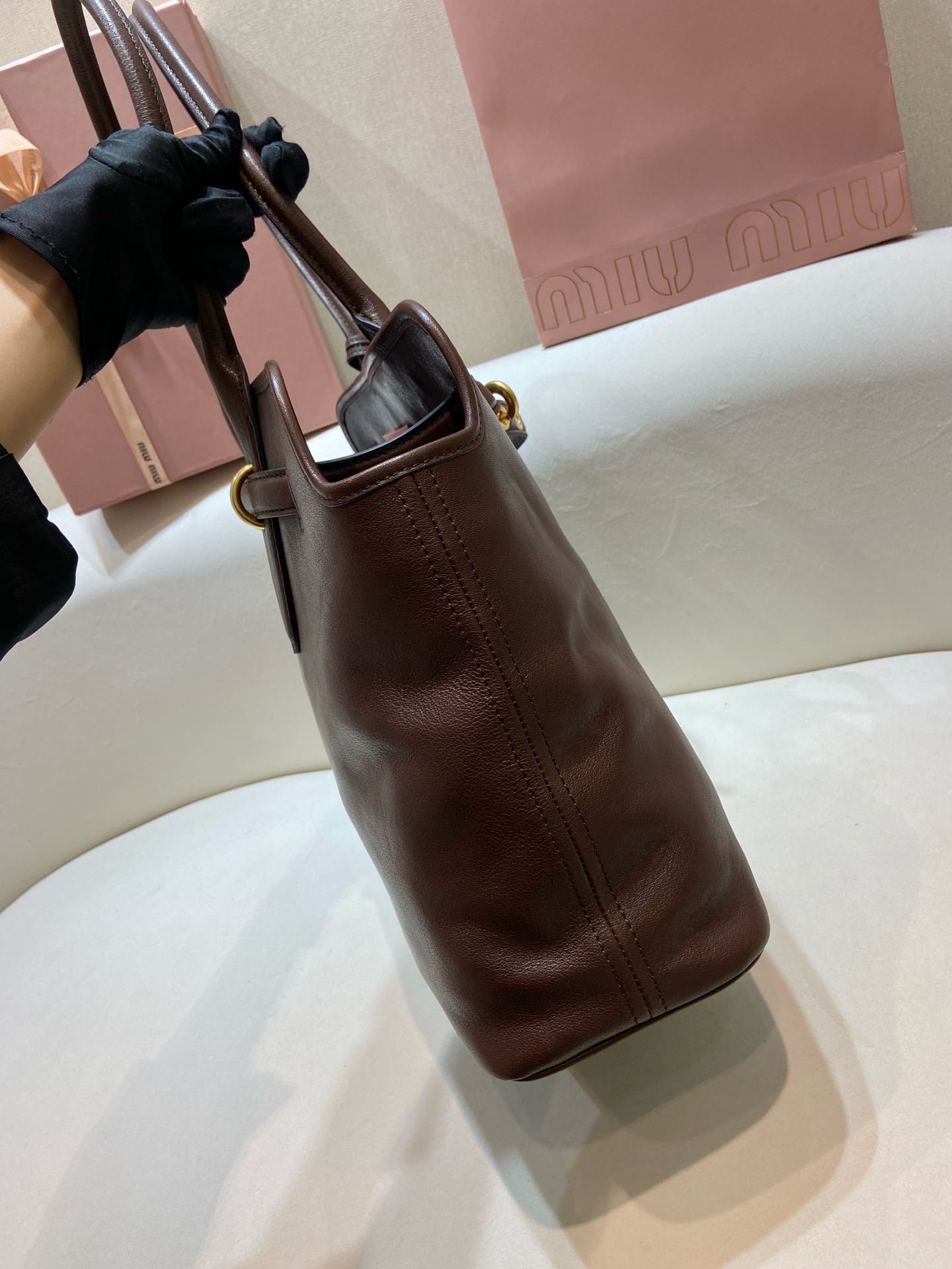 Aventure Style Large Tote Bag with Leather Strap & Gold Hardware - Chic & Roomy 6 i1744013973079 9288 0 4