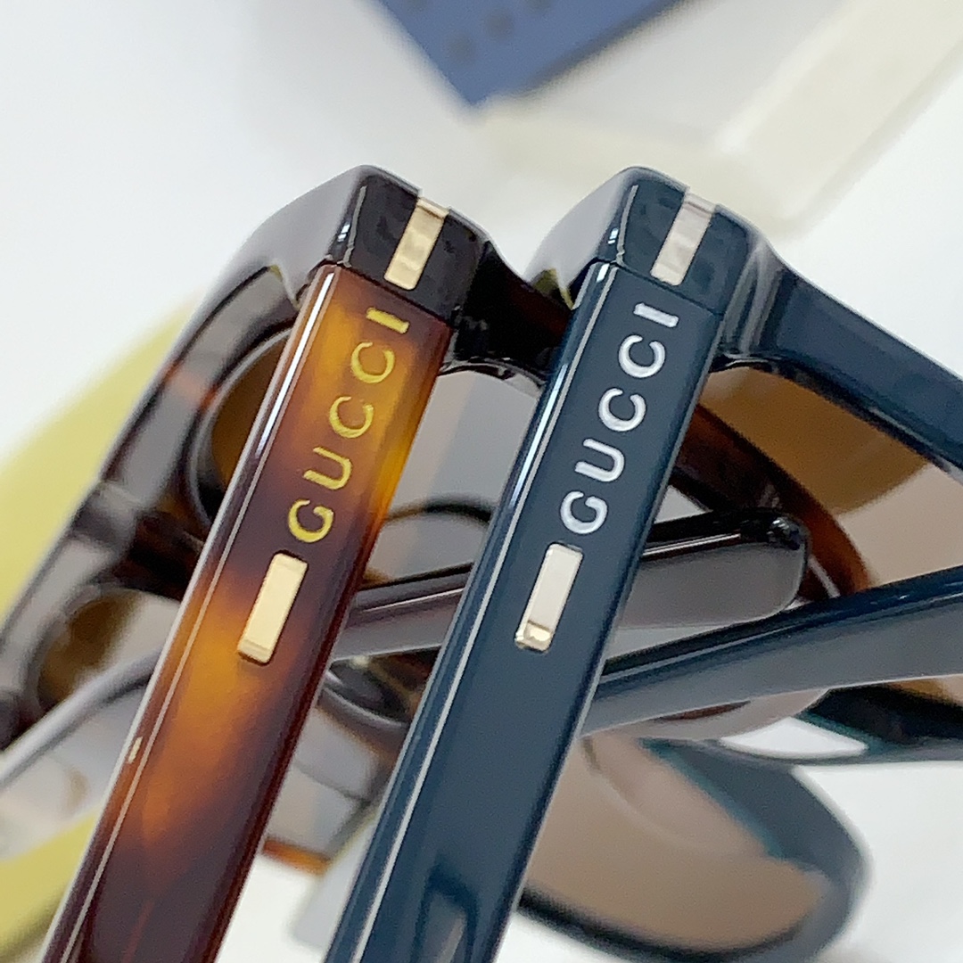  GUCC*
MODEL：GG1726S
SIZE：57口16-145
